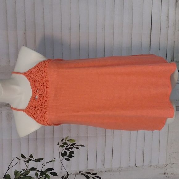 Torrid High Neck Cami Tank, Size 2 - Picture 5 of 10